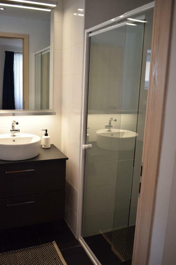 Buborek Apartman Tata Exteriér fotografie